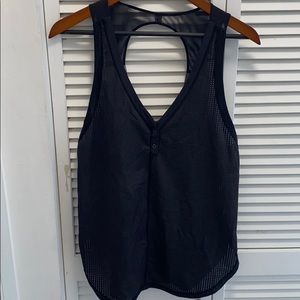 Perfect condition black mesh workout top size 8-10